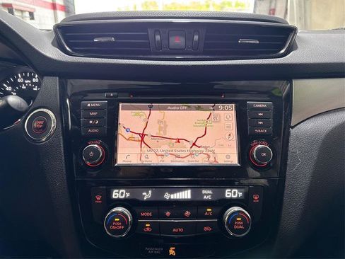 Used 2020 Nissan Rogue Sport SL w/ Premium Package AWD/4WD image 39