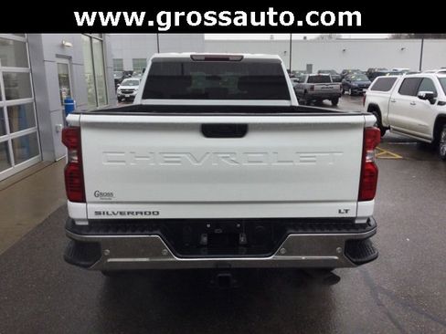 Used 2022 Chevrolet Silverado 2500 LT image 6