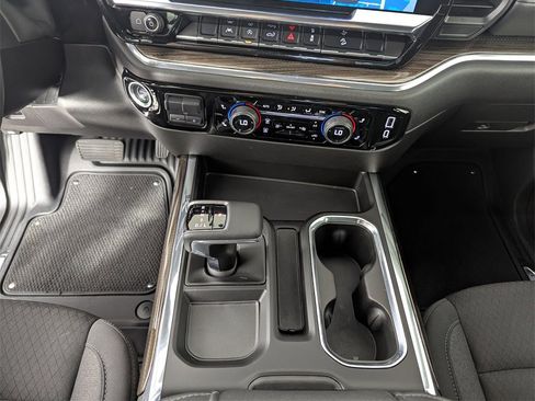 Used 2024 Chevrolet Silverado 1500 RST image 26