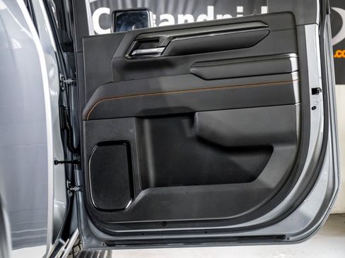 Used 2024 GMC Sierra 2500 AT4 w/ AT4 Premium Plus Package image 39