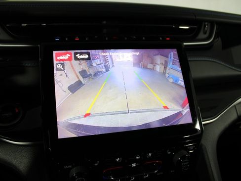 Used 2022 Jeep Grand Cherokee Trailhawk AWD/4WD image 23