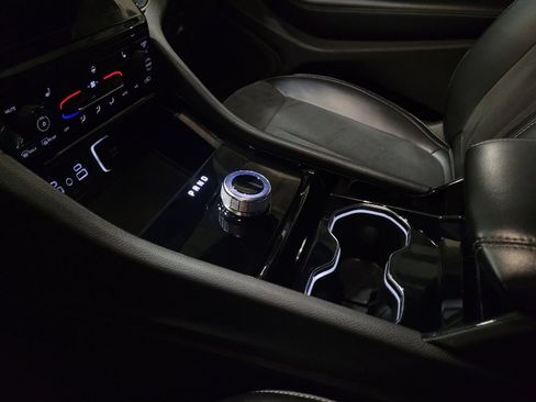 Used 2023 Jeep Grand Cherokee Altitude image 26