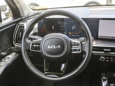 Certified 2024 Kia Sorento S w/ Panoramic Sunroof Package FWD image 17