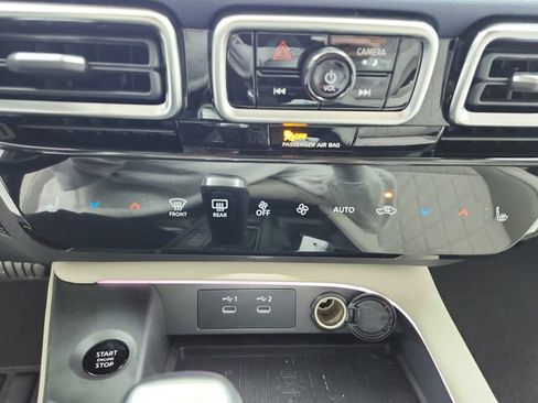 New 2026 Nissan Sentra SL w/ Floor Mat Package image 30