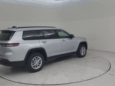 New 2025 Jeep Grand Cherokee L Laredo image 15