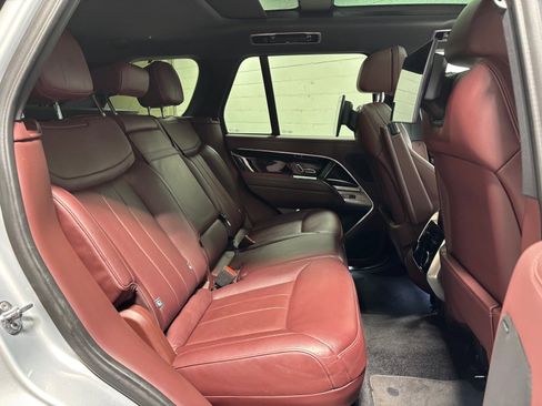 Used 2024 Land Rover Range Rover SE AWD/4WD image 37