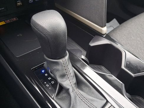 Used 2025 Toyota Camry LE image 30