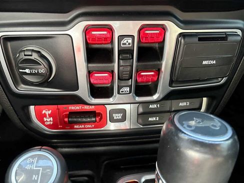 Used 2019 Jeep Wrangler Unlimited Rubicon image 14