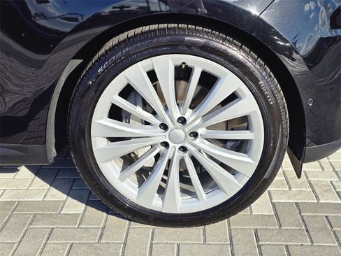 Used 2024 Land Rover Range Rover Sport SE image 6