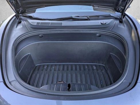 Used 2021 Tesla Model 3 Standard Range Plus image 23