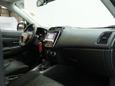 Used 2023 Mitsubishi Outlander Sport LE AWD/4WD image 21