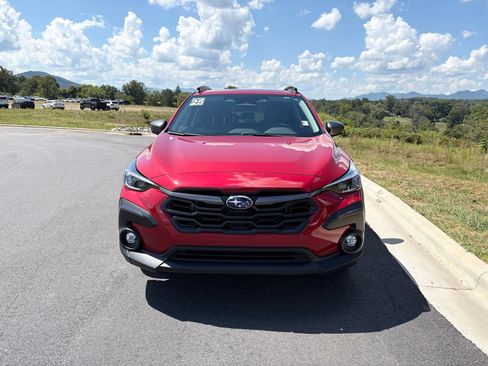 Certified 2025 Subaru Crosstrek 2.5i Limited w/ Popular Package #4A AWD/4WD image 2
