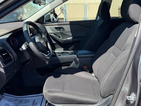 Used 2023 Nissan Rogue S AWD/4WD image 15