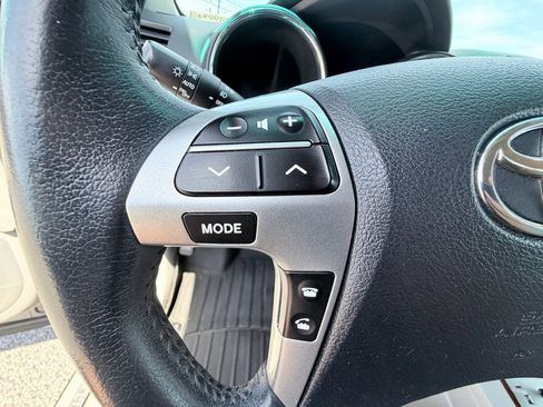 Used 2013 Toyota Highlander Limited FWD image 15