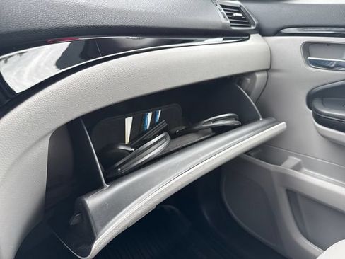 Used 2019 Honda Pilot Touring image 43