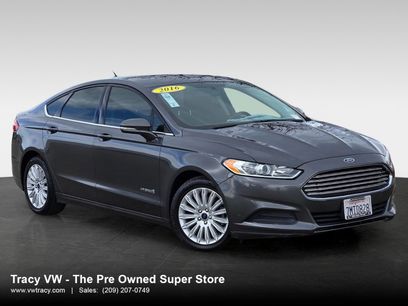 Used 2016 Ford Fusion SE