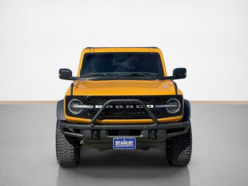 Used 2022 Ford Bronco Wildtrak image 2