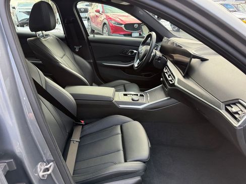 Used 2024 BMW 330i xDrive Sedan w/ Convenience Package image 30