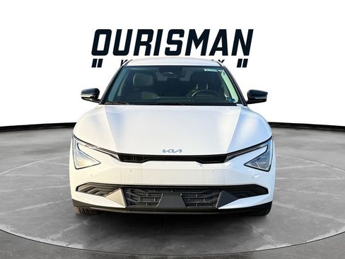 New 2025 Kia EV6 Light image 8