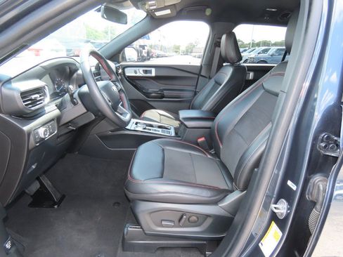 Used 2022 Ford Explorer ST-Line RWD image 27