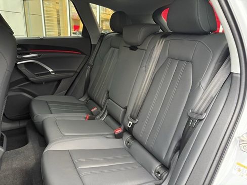 New 2025 Audi Q5 Premium Plus image 10