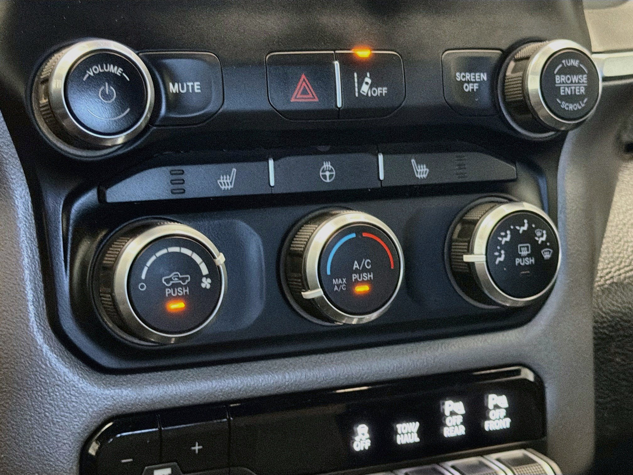 Used 2023 RAM 1500 Big Horn AWD/4WD image 10