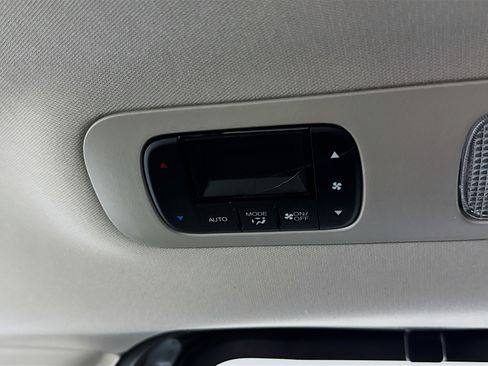 New 2026 Honda Odyssey Touring image 27