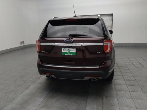 Used 2018 Ford Explorer Limited w/ Equipment Group 301A AWD/4WD image 7