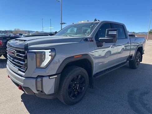 Used 2024 GMC Sierra 3500 AT4 w/ AT4 Premium Plus Package image 3