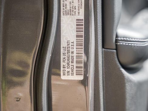 New 2025 Jeep Grand Cherokee L Laredo w/ Luxury Tech Group I image 40