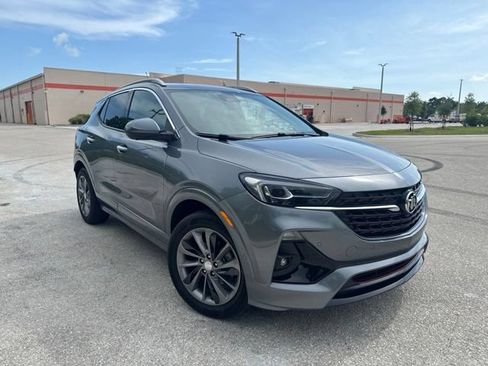 Used 2022 Buick Encore GX Essence w/ Advanced Technology Package FWD image 1