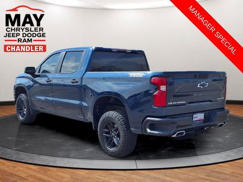 Used 2021 Chevrolet Silverado 1500 Custom Trail Boss AWD/4WD image 17