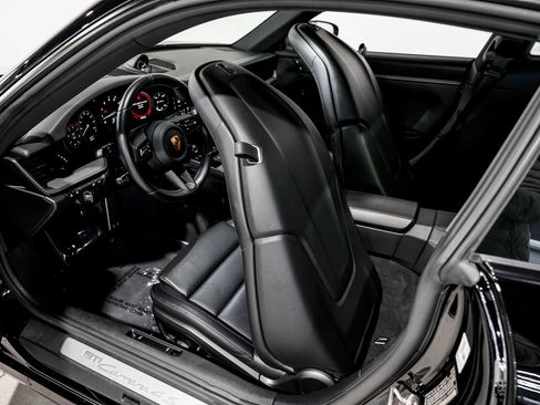 Used 2022 Porsche 911 GT3 RS image 21
