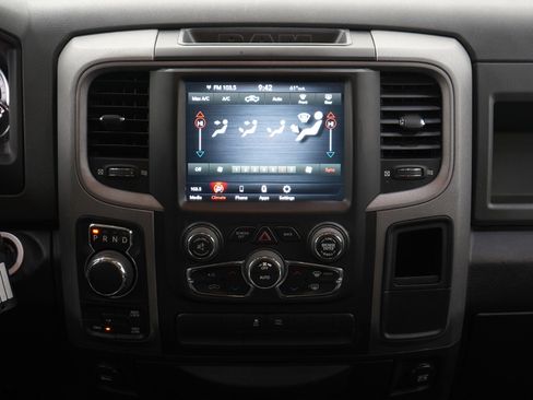 Used 2020 RAM 1500 Express w/ Wheel & Sound Group image 17