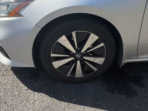 Used 2021 Nissan Altima 2.5 SL image 32