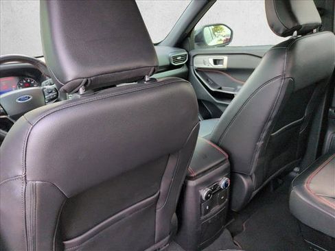 Used 2024 Ford Explorer ST-Line w/ Class IV Trailer Tow Package image 18