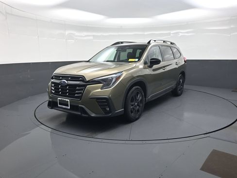 Used 2024 Subaru Ascent Onyx Edition AWD/4WD image 7