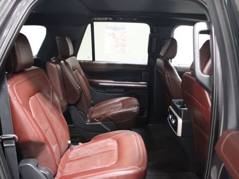 Used 2022 Ford Expedition Max Limited image 33