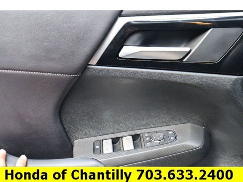 Used 2024 Mitsubishi Outlander SE Black Edition image 21