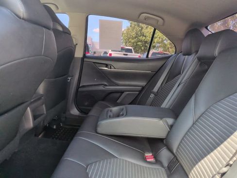 Used 2020 Toyota Camry SE AWD/4WD image 26