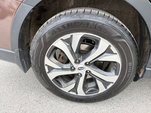 Used 2021 Subaru Outback Limited AWD/4WD image 15