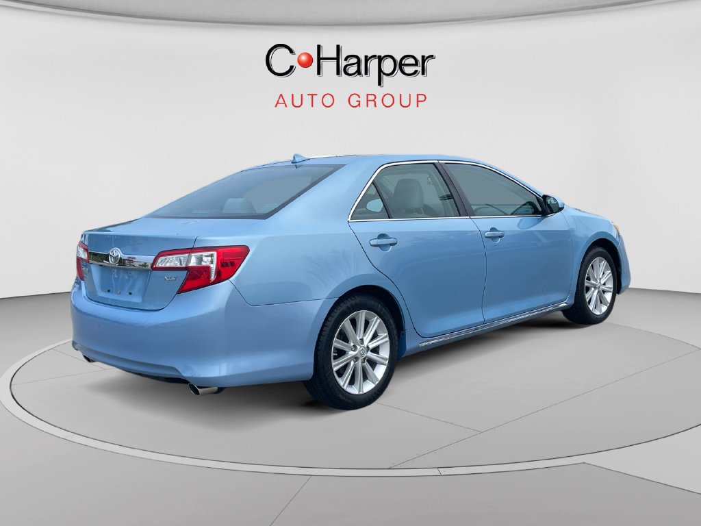 Used 2013 Toyota Camry XLE FWD image 3