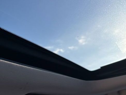 Used 2014 Jeep Cherokee Limited w/ Technology Group image 5