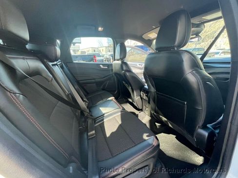 Used 2024 Ford Escape ST-Line image 15