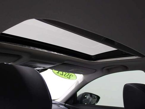Used 2021 Honda Accord Touring image 10