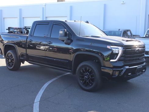 Certified 2025 Chevrolet Silverado 2500 High Country w/ High Country Premium Package image 13