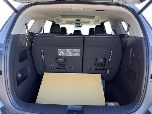 New 2026 Kia Carnival SX Prestige image 17