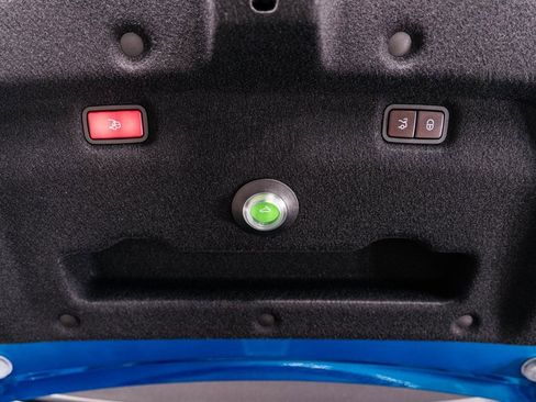 Used 2024 Mercedes-Benz SL 55 AMG 4MATIC image 29