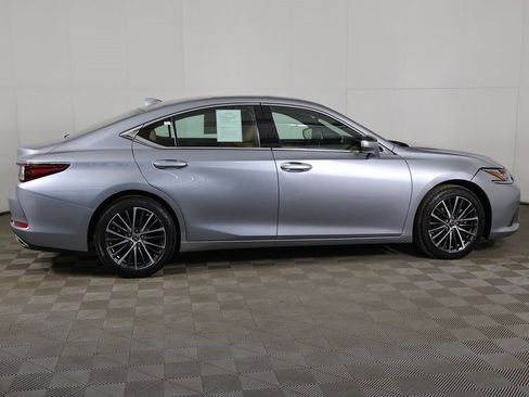 Used 2023 Lexus ES 350 w/ Premium Package image 19