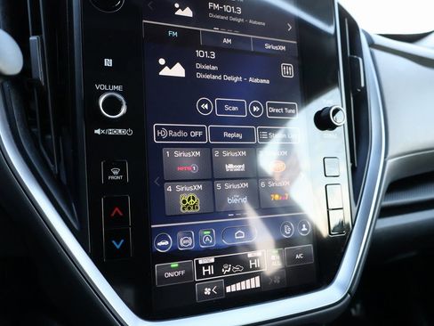 Used 2024 Subaru Crosstrek 2.0i Premium image 34